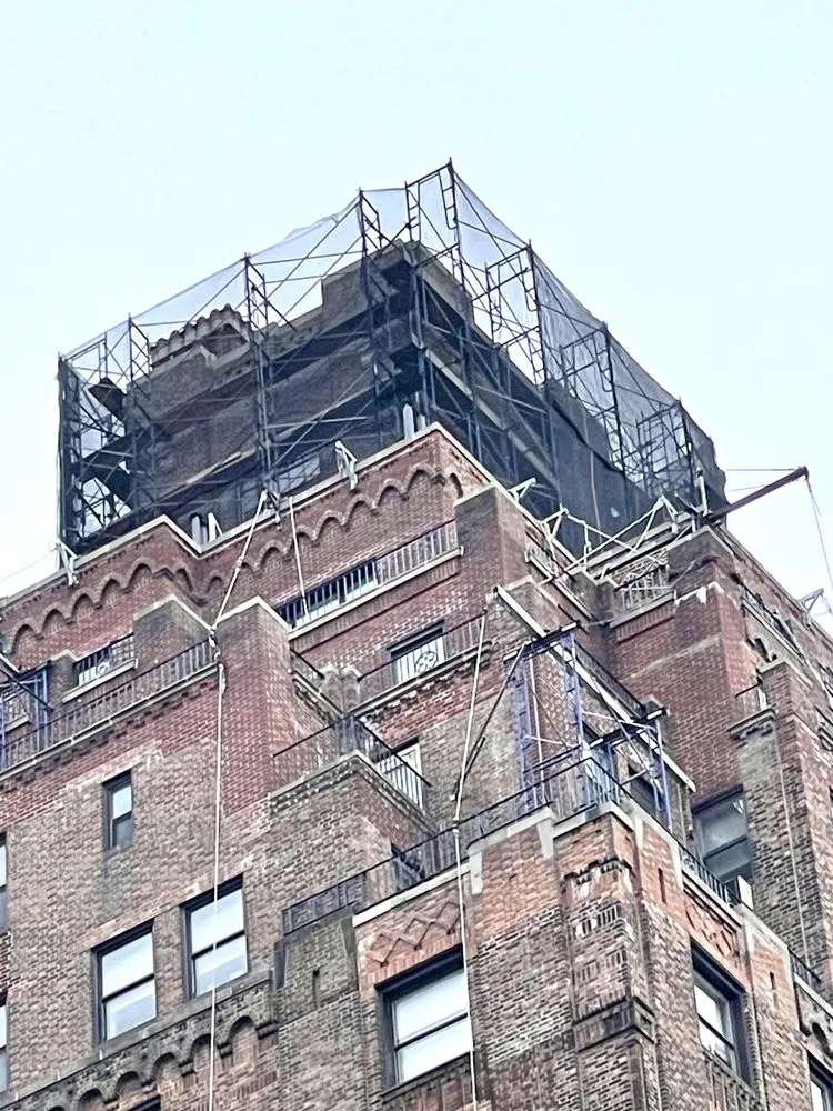 Slide of Flores Espinoza Construction