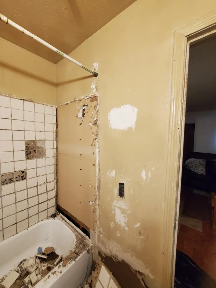 Slide of Flores Gamez Construction