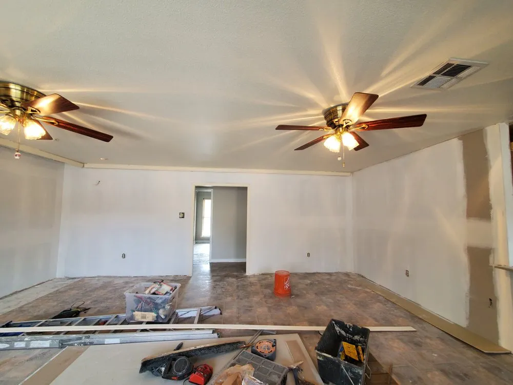 Slide of Flores Gamez Construction