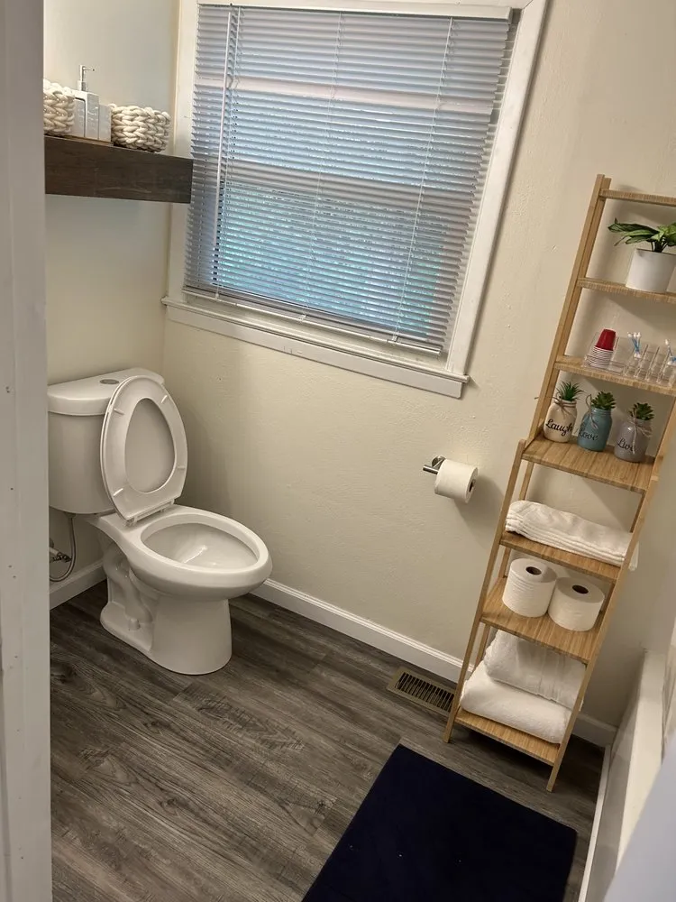 Slide of Flores Painting & Handyman