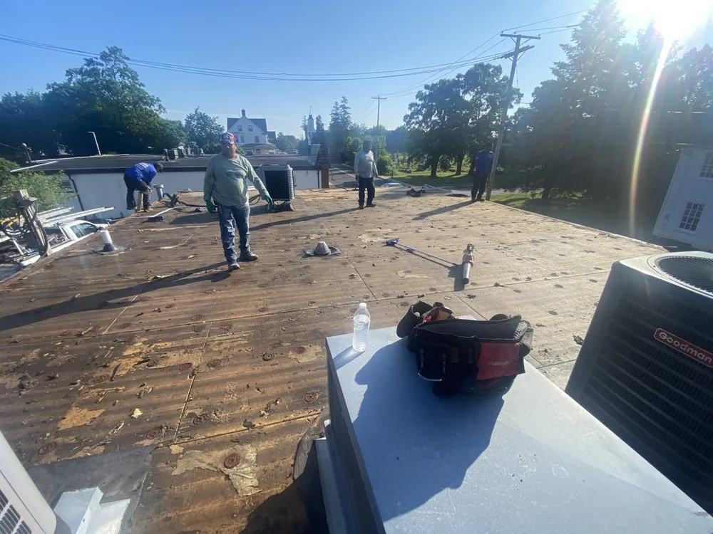 Slide of Flores Roofing