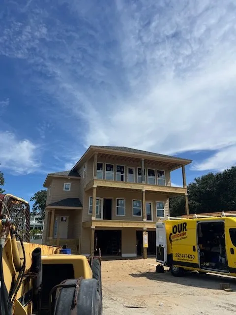 Slide of Flores Siding & Roofing