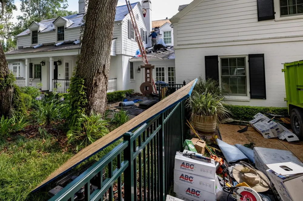 Slide of Florida 5 Star Roofing