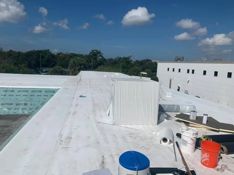 Emergency roof installation in St. Petersburg, FL by Florida Building Pros