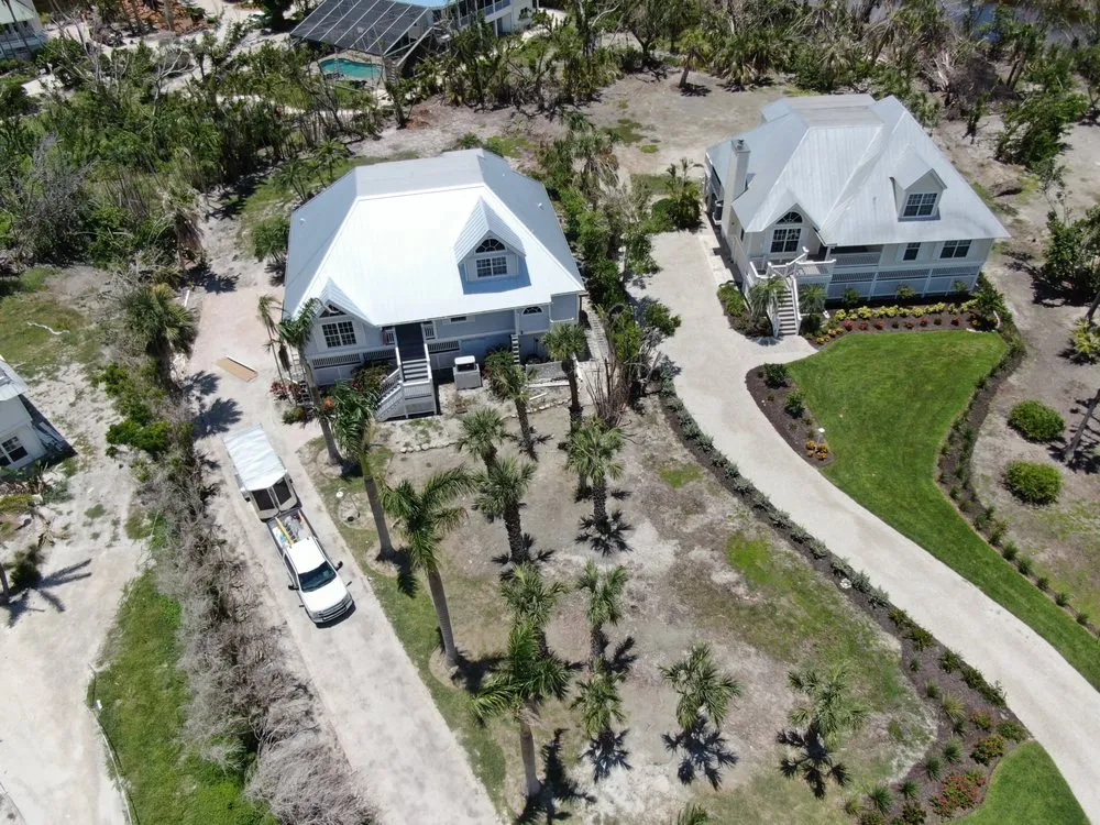 Expert roof leak repair in St. Petersburg, FL - Florida Building Pros