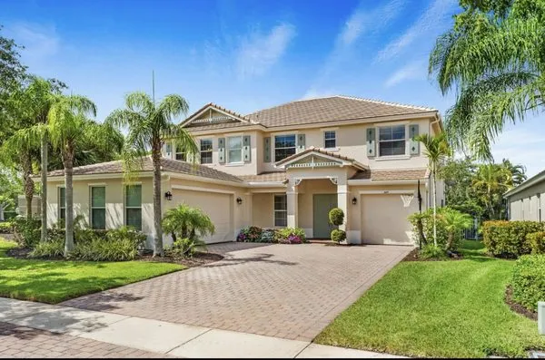 Florida Coast Contracting & Roofing Logo