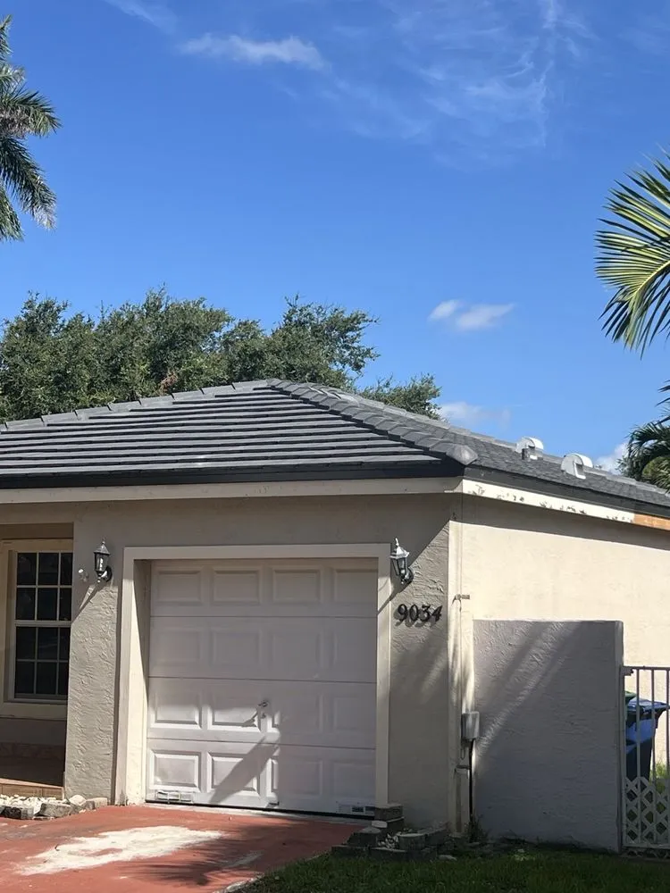 Slide of Florida Roof -Tech