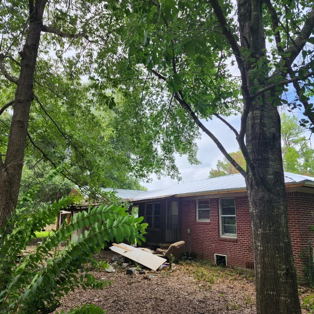 Top-rated roof replacement in Clayton, LA by Flournoy and Sons Roofing