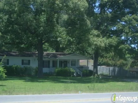 Floyd Morris Roofing Logo