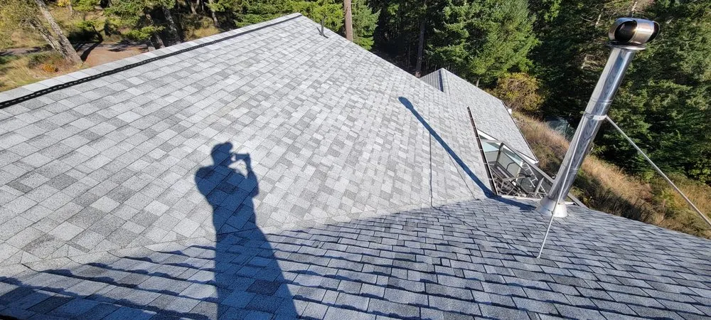 Slide of Fly Guys Roofing