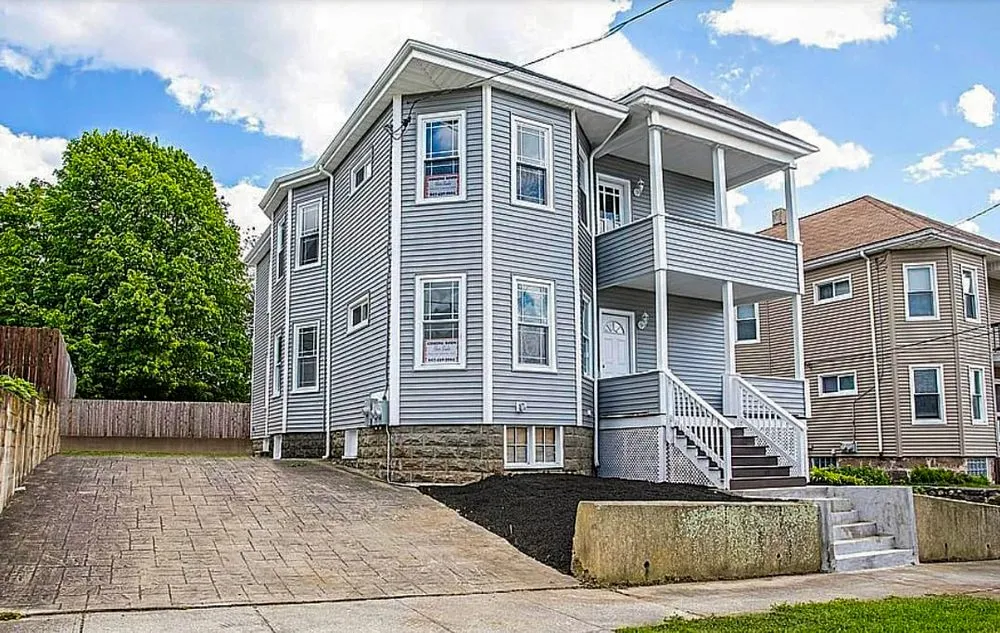 Slide of Flynn Contracting