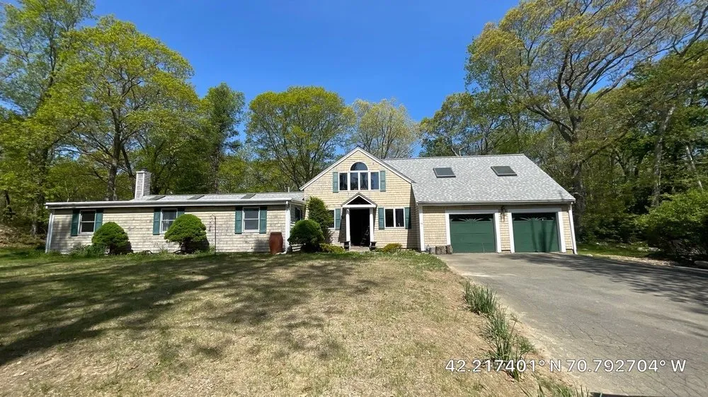 Slide of Flynn Roofing