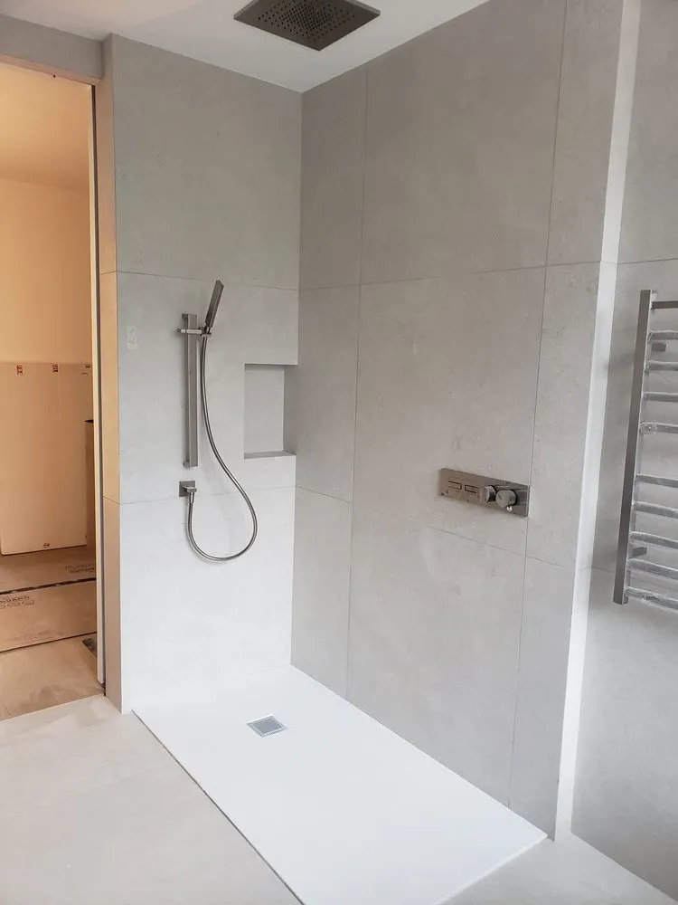 Slide of F&M Construction