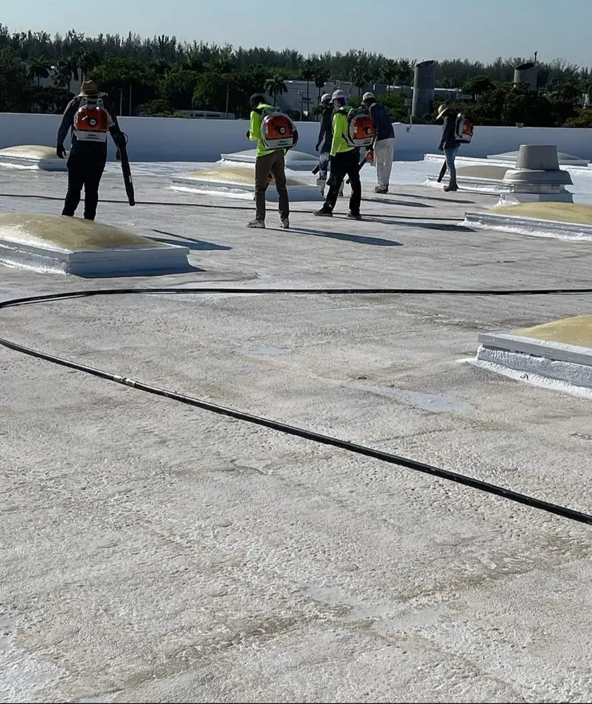 Slide of F&M Pro Contractors