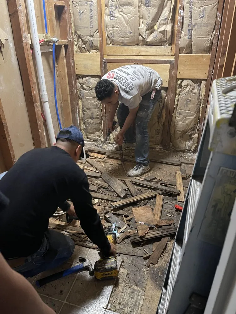 Slide of FMR Construction Services