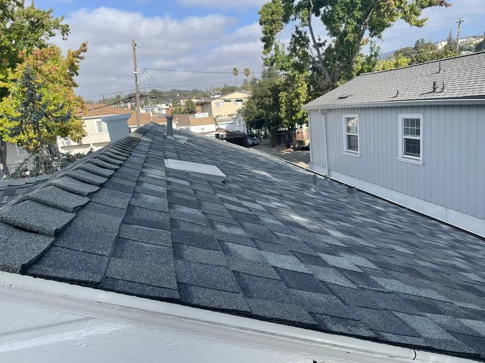 Slide of Fog City Roofing