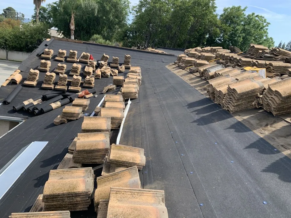 Slide of Fonseca’s Roofing