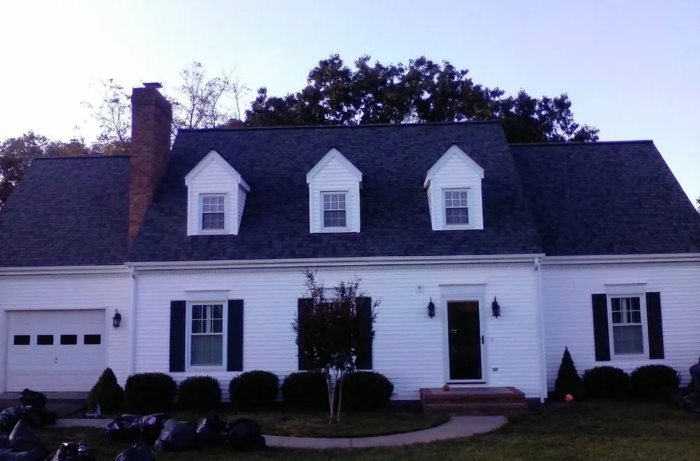 Slide of Fonzie's Roofing