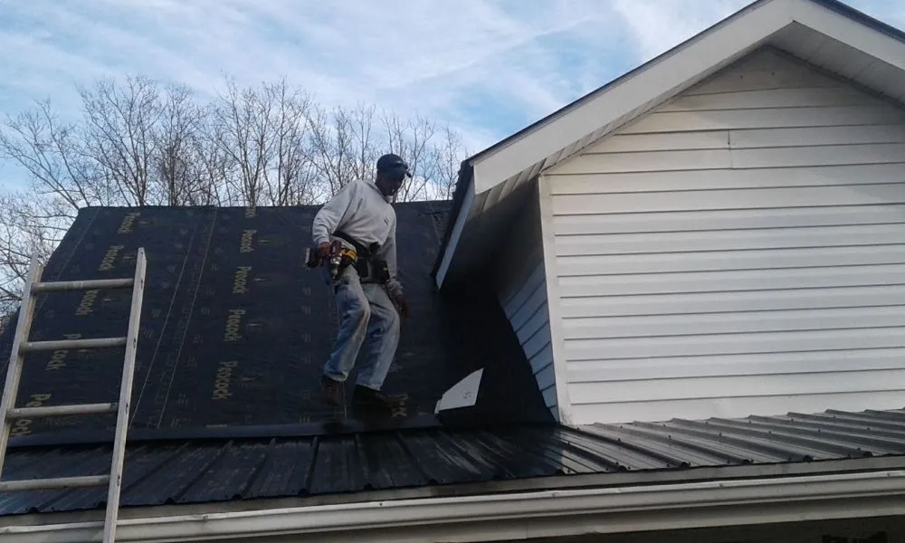 Slide of Fonzie's Roofing