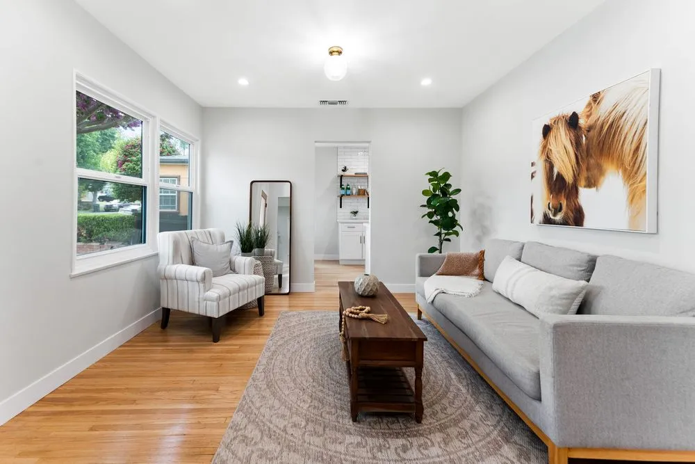 Slide of Foothill Renovators