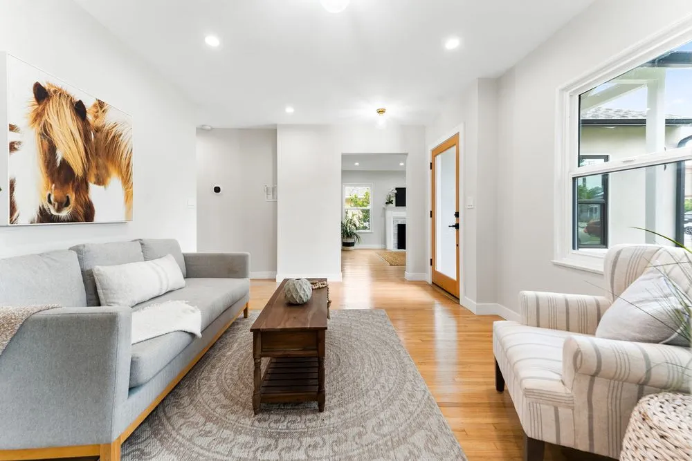 Slide of Foothill Renovators