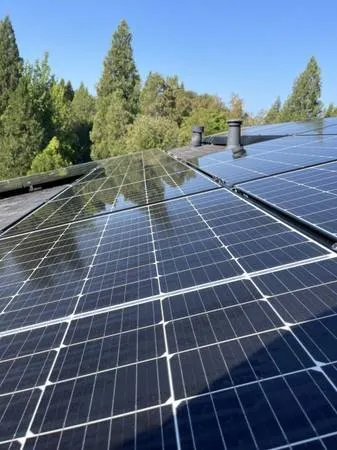 Slide of Foothills Solar Cleaning