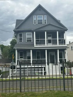 For U Builders Group