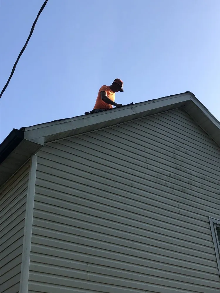 Local flat roof repair in St. Louis, MO - For Valor Roofing