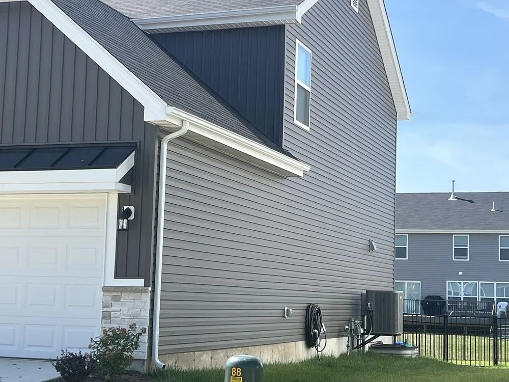 Expert roof repair experts serving St. Louis, MO - For Valor Roofing