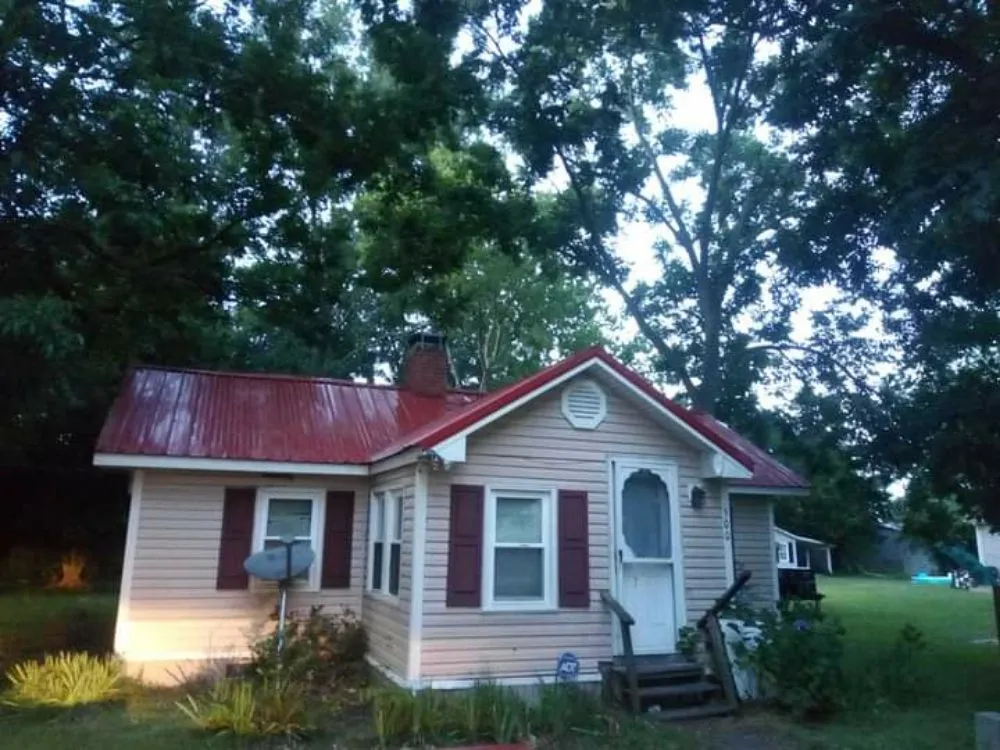 Slide of Force 1 Roofing and Construction