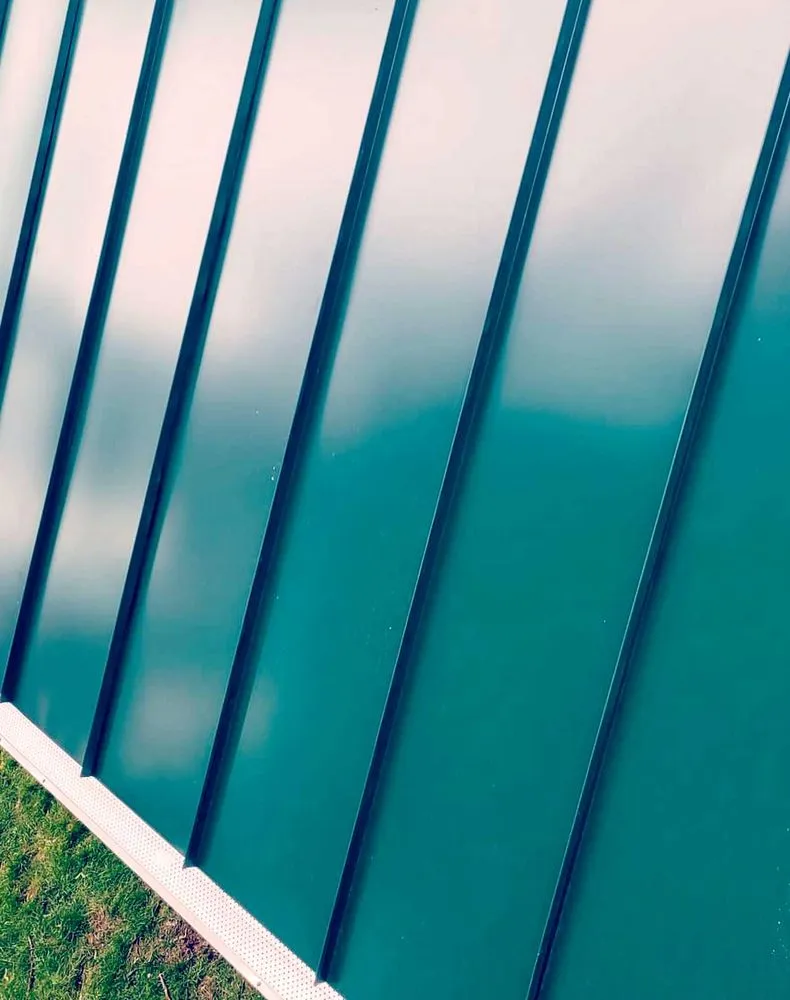 Slide of Fort Logan Roofing