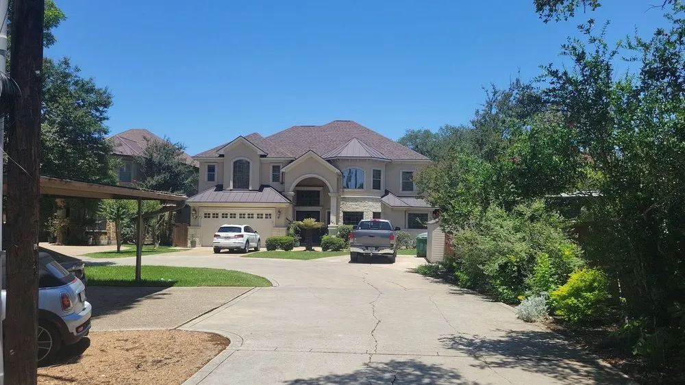 Slide of Forthman Roofing