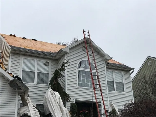 Expert shingle roofing service experts serving Wall Township, NJ - Fortified Roofing