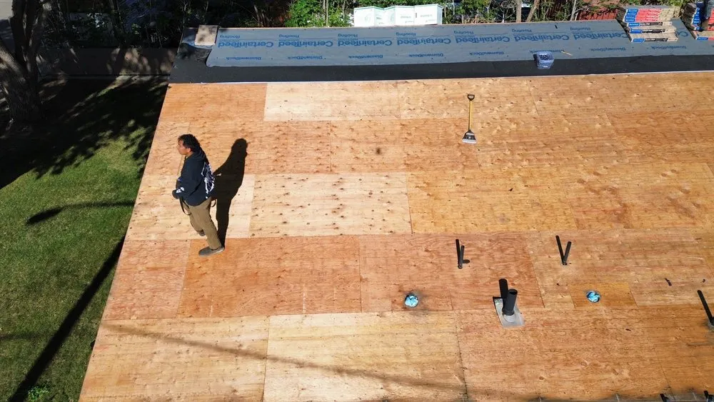 Slide of Fortress Roofing