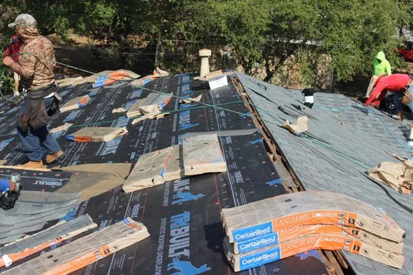 Foster's Construction and Roofing Logo