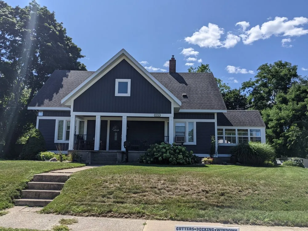 Slide of Four Corners Exteriors