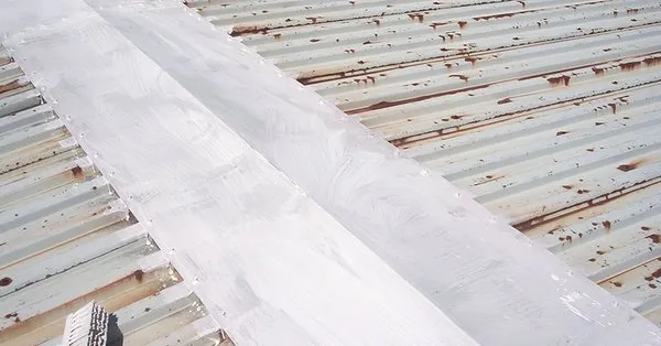 Four Decades Roofing Logo