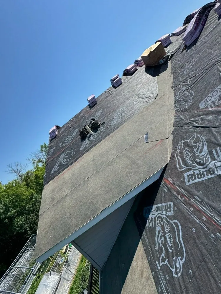 Slide of Four Seasons Builders