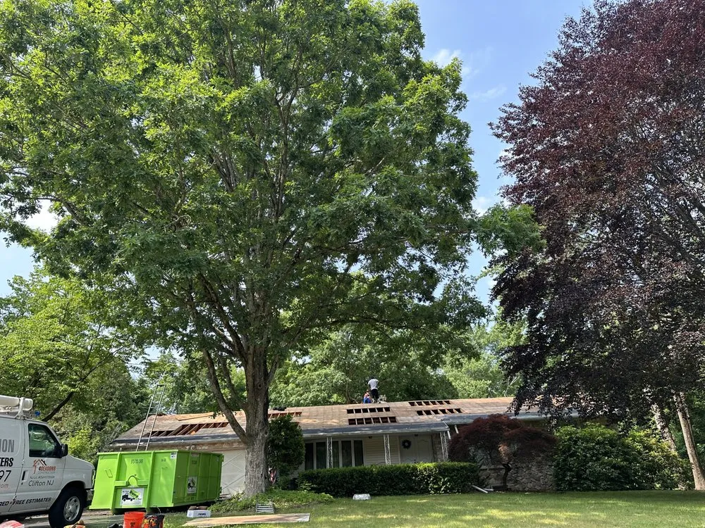 Slide of Four Seasons Construction