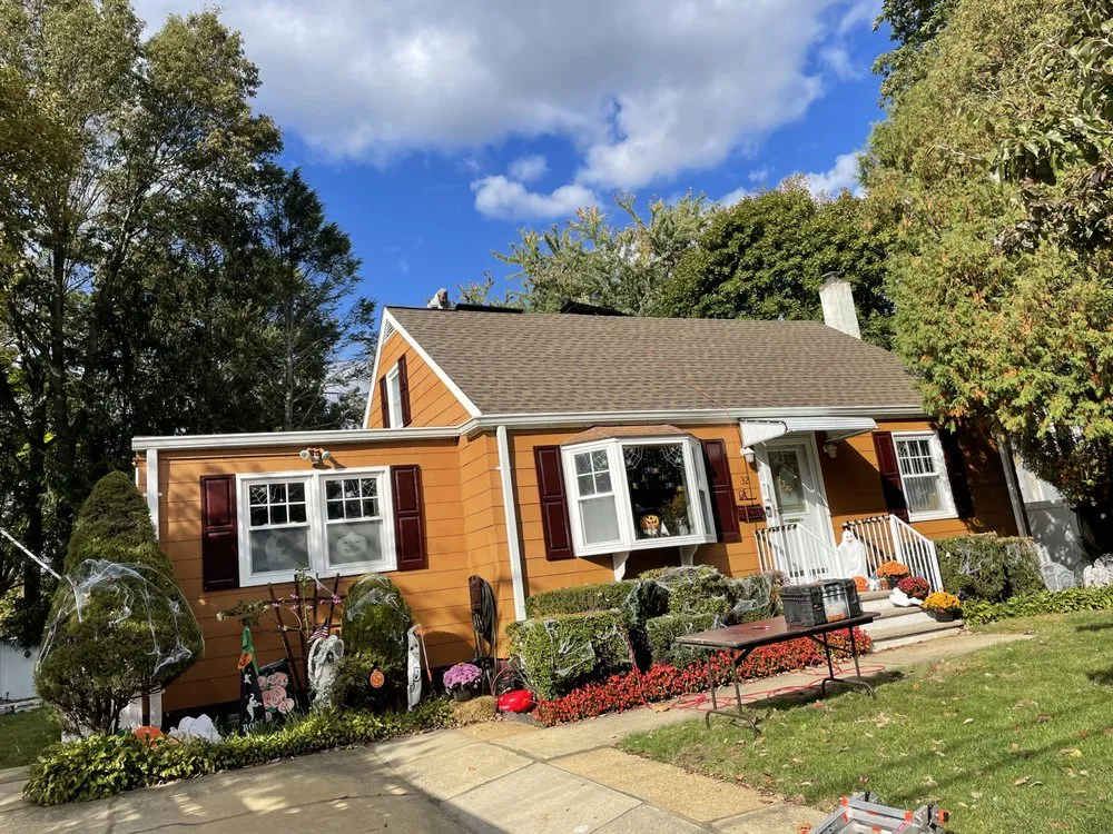 Slide of Four Seasons Construction