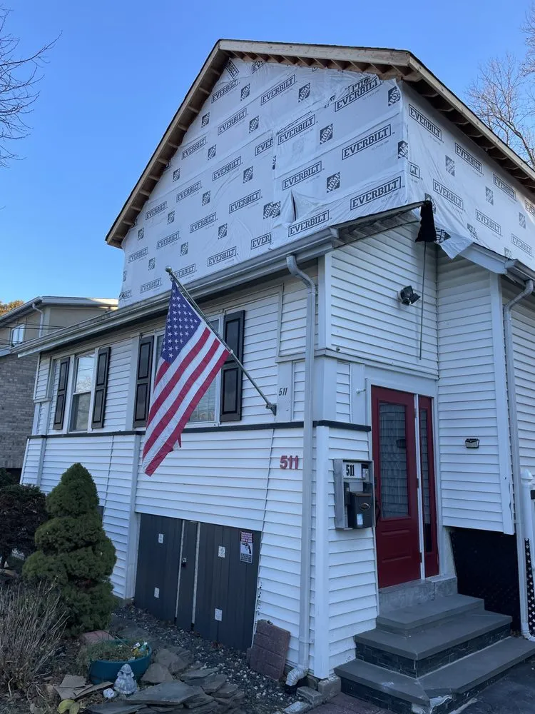 Slide of Four Seasons Construction