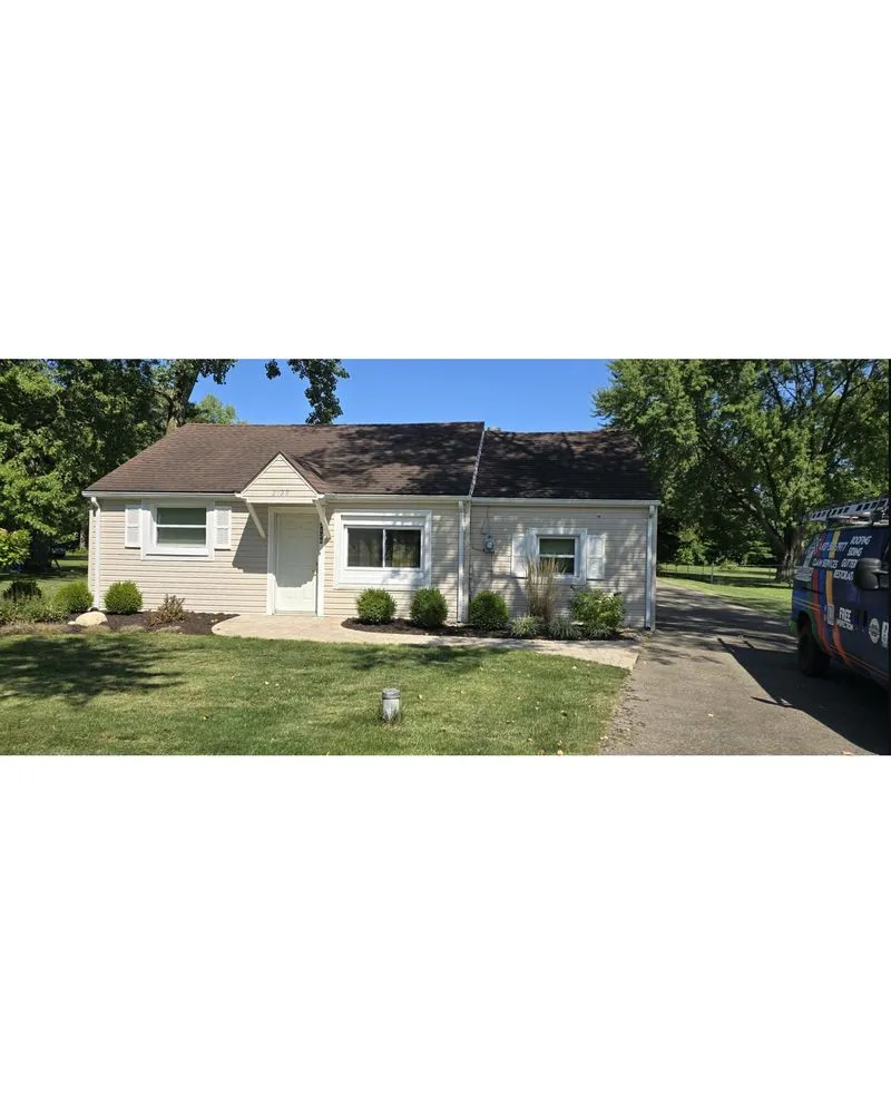 Slide of Four Seasons Construction