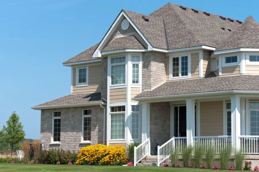 Slide of Four Seasons Construction