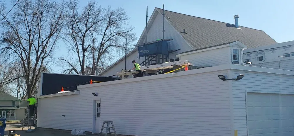 Slide of Four Seasons Contracting