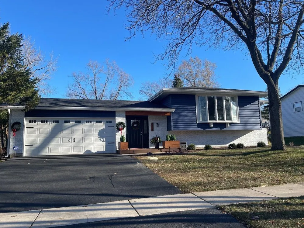 Slide of Four Seasons Contracting