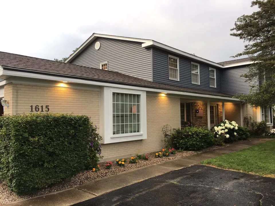 Slide of Four Seasons Contracting