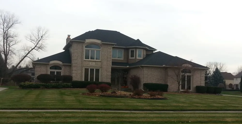 Slide of Four Seasons Kanga Roof