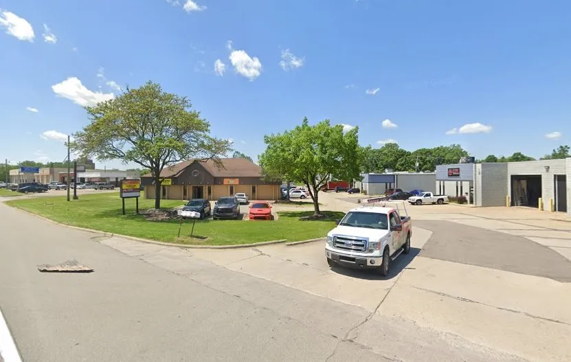 Slide of Four Seasons Kanga Roof