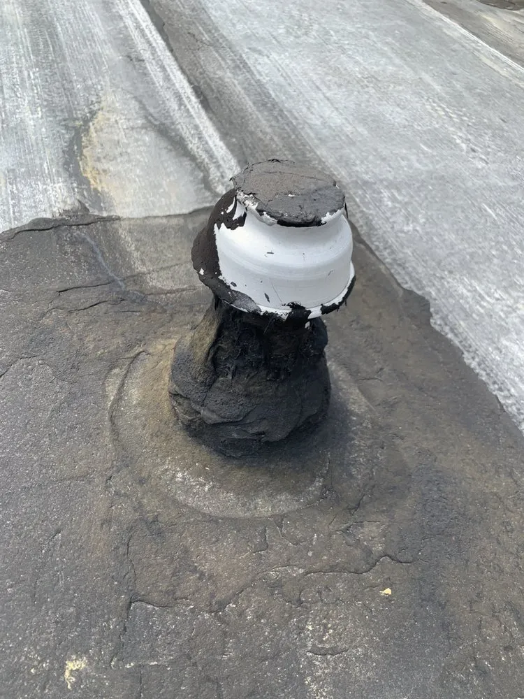 Slide of Four Seasons Roofing & Siding