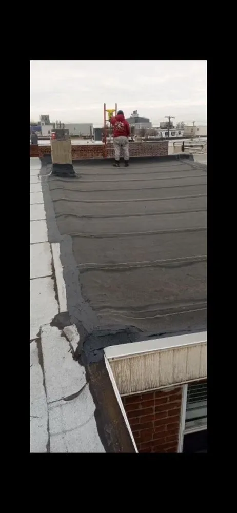 Slide of Four Seasons Roofing & Siding